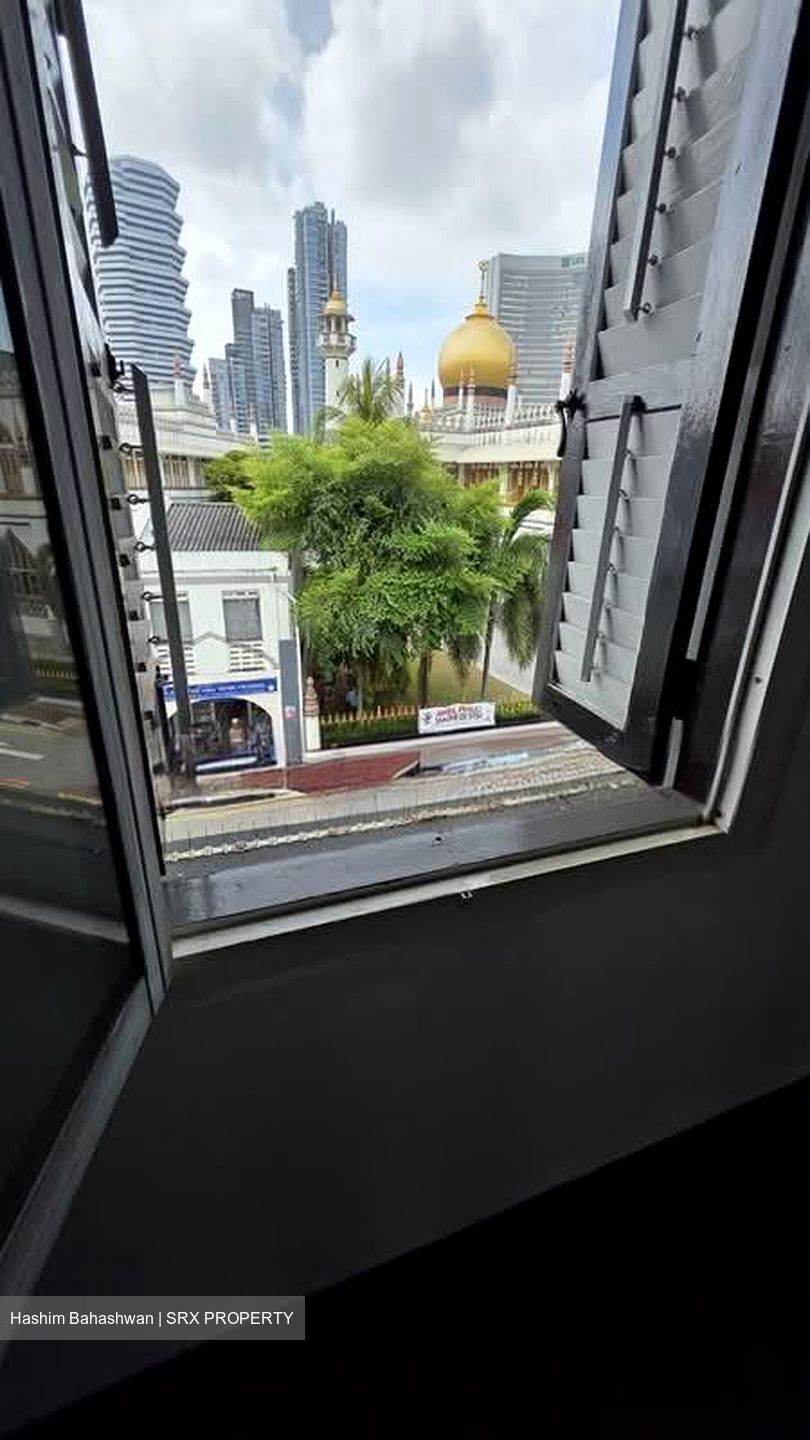 North Bridge Road (D7), Office #549582941